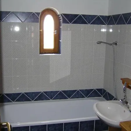 Csato Vendeghaz ゲストハウス ティハニ