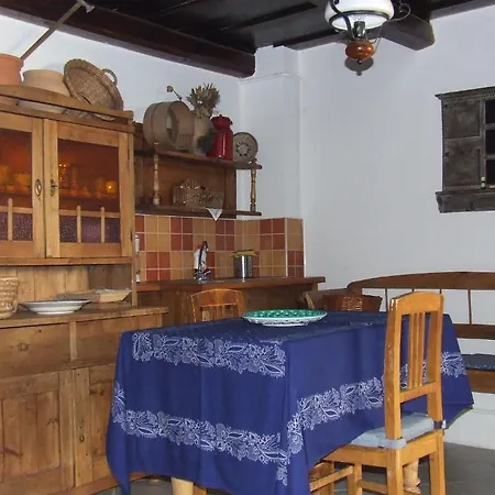 Csato Vendeghaz ティハニ