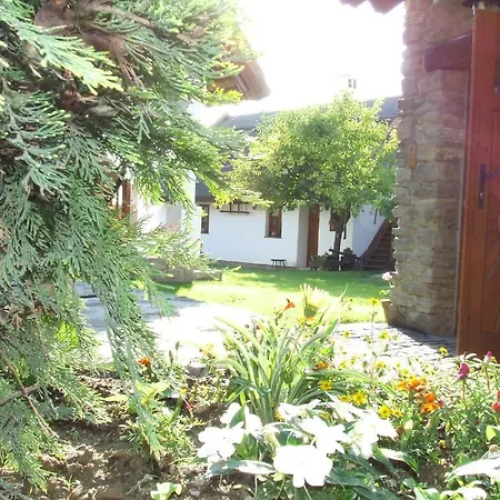 Csato Vendeghaz ティハニ