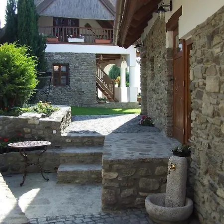 ゲストハウス Csato Vendeghaz